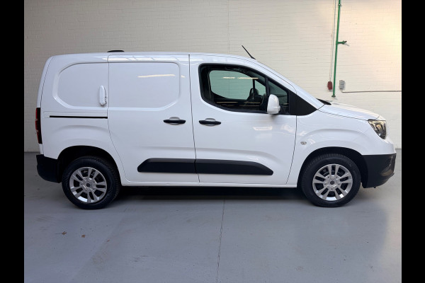 Opel Combo 1.5D 102pk euro6 L1H1 Edition, Kasten, Trekhaak, Airco, Navigatie, CruiseControl, RIJKLAARPRIJS!