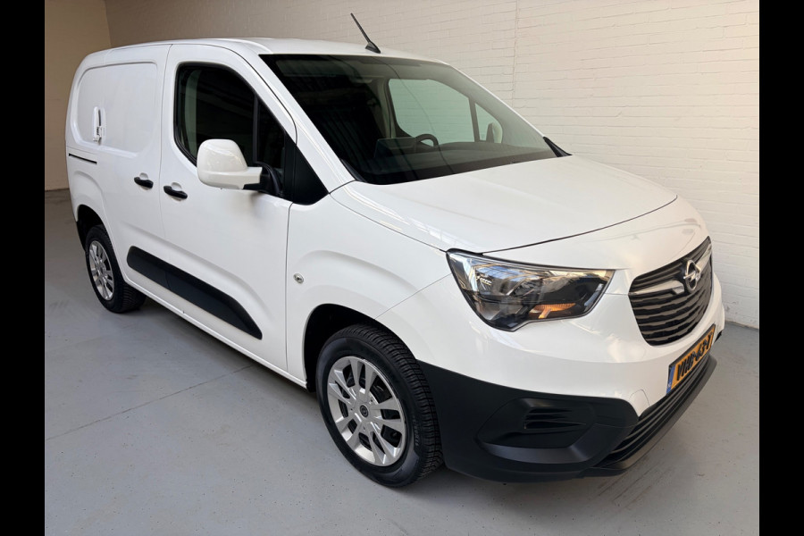 Opel Combo 1.5D 102pk euro6 L1H1 Edition, Kasten, Trekhaak, Airco, Navigatie, CruiseControl, RIJKLAARPRIJS!