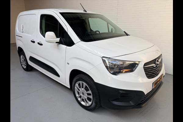 Opel Combo 1.5D 102pk euro6 L1H1 Edition, Kasten, Trekhaak, Airco, Navigatie, CruiseControl, RIJKLAARPRIJS!