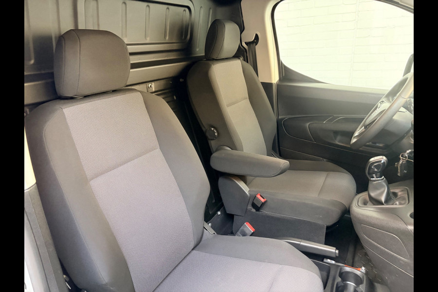 Opel Combo 1.5D 102pk euro6 L1H1 Edition, Kasten, Trekhaak, Airco, Navigatie, CruiseControl, RIJKLAARPRIJS!