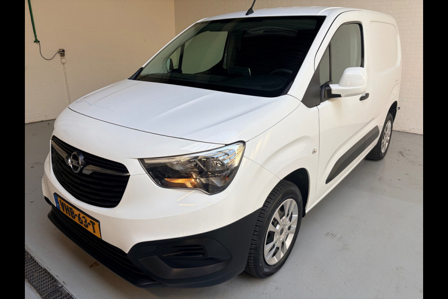 Opel Combo 1.5D 102pk euro6 L1H1 Edition, Kasten, Trekhaak, Airco, Navigatie, CruiseControl, RIJKLAARPRIJS!