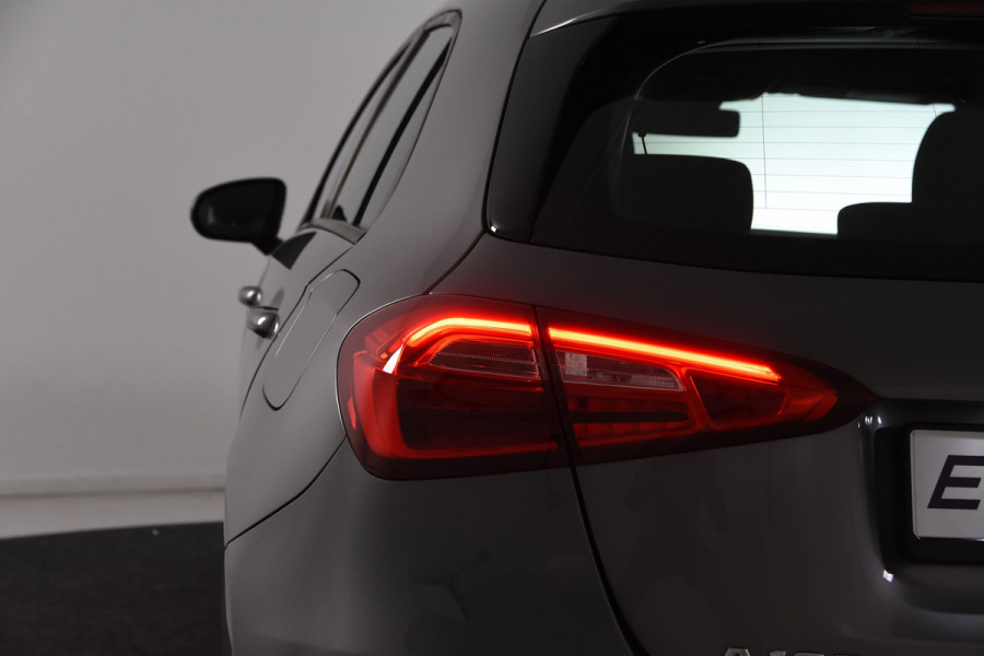 Mercedes-Benz A-Klasse 180 *1ste Eigenaar*Navigatie*Stoelverwarming*