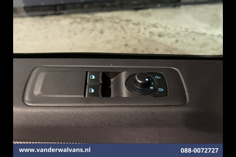 Ford Transit Custom 2.0 TDCI 136pk L2H1 Euro6 Airco | Camera | LED | Apple Carplay | Cruisecontrol Android Auto, Verwarmde Voorruit, Parkeersensoren, Bijrijdersbank, 2740kg laadvermogen