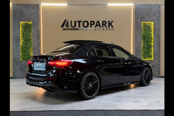 Mercedes-Benz A-Klasse 180 AMG Line |PANO|360 CAMERA|DODEHOEK|KEYLESS|ACC|SFEERVERLICHTING|NIGHTPAKKET|DEALER ONDERHOUDEN|FACELIFT