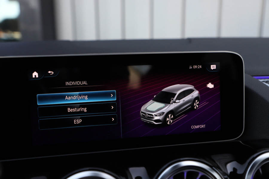 Mercedes-Benz GLA 200 AMG | 163PK | Pano | Memory | Keyless-go | Sfeerverlichting | Multibeam | Widescreen | Camera | 2020.
