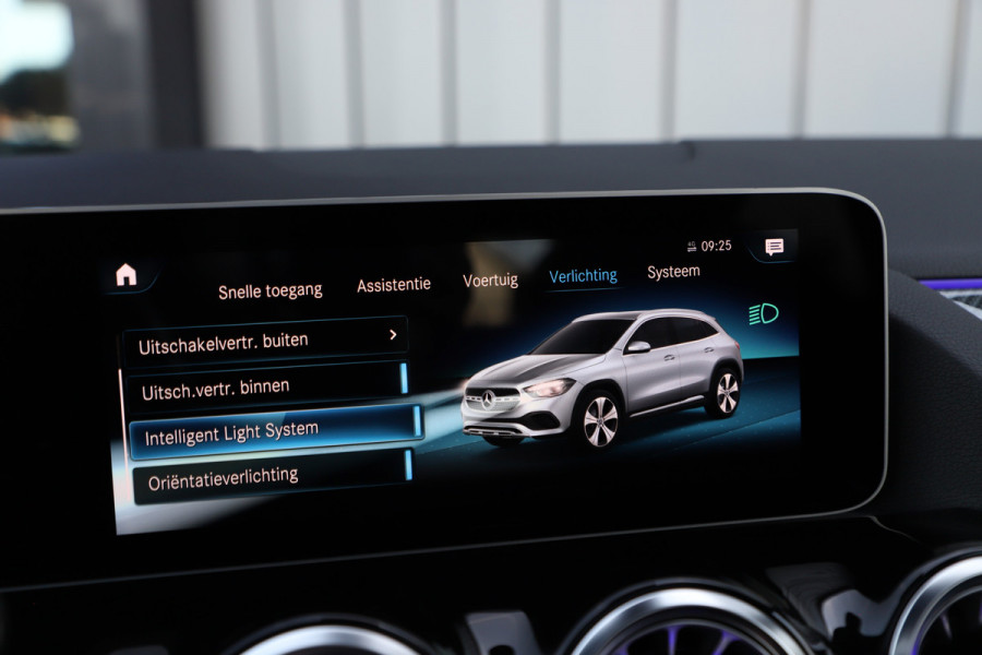 Mercedes-Benz GLA 200 AMG | 163PK | Pano | Memory | Keyless-go | Sfeerverlichting | Multibeam | Widescreen | Camera | 2020.