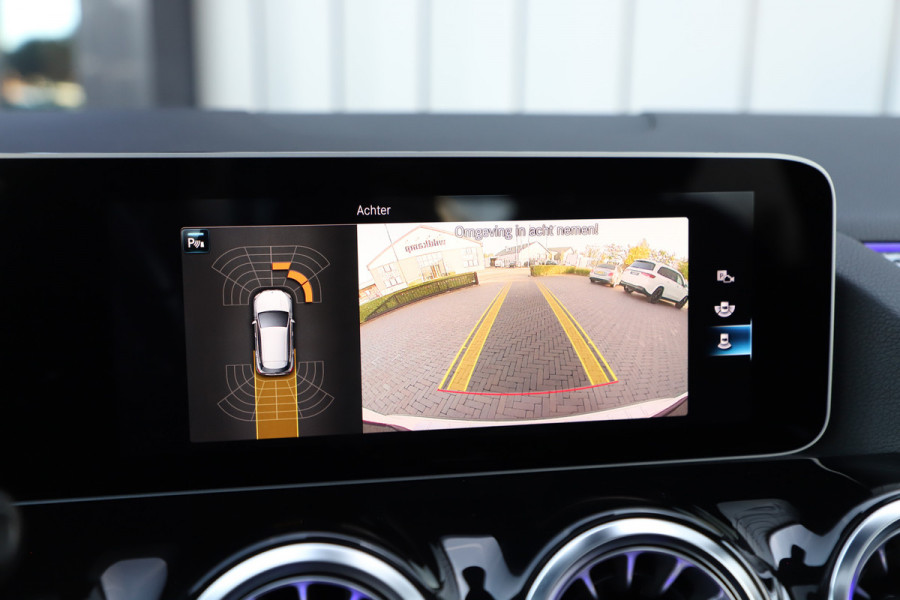 Mercedes-Benz GLA 200 AMG | 163PK | Pano | Memory | Keyless-go | Sfeerverlichting | Multibeam | Widescreen | Camera | 2020.