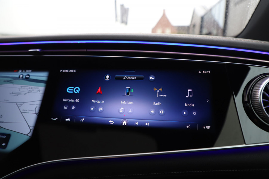 Mercedes-Benz EQE SUV 350+ AMG Line 96 kWh | Hyperscreen | Achterasbesturing | Head-up | Burmester | Keyless-go | Digital-light | Leder | Pano | 2024.