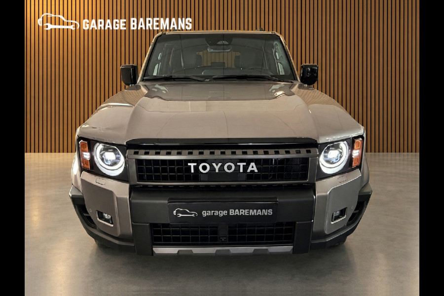 Toyota Land Cruiser 2.8 D-4D Hybrid Navigator VAN