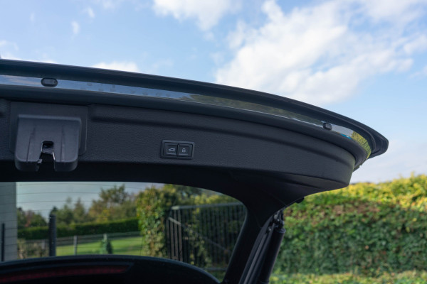 Audi Q3 Sportback 45 TFSI e / S-line/ Standkachel/ Adaptive Cruise Control/