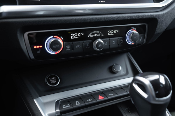 Audi Q3 Sportback 45 TFSI e / S-line/ Standkachel/ Adaptive Cruise Control/