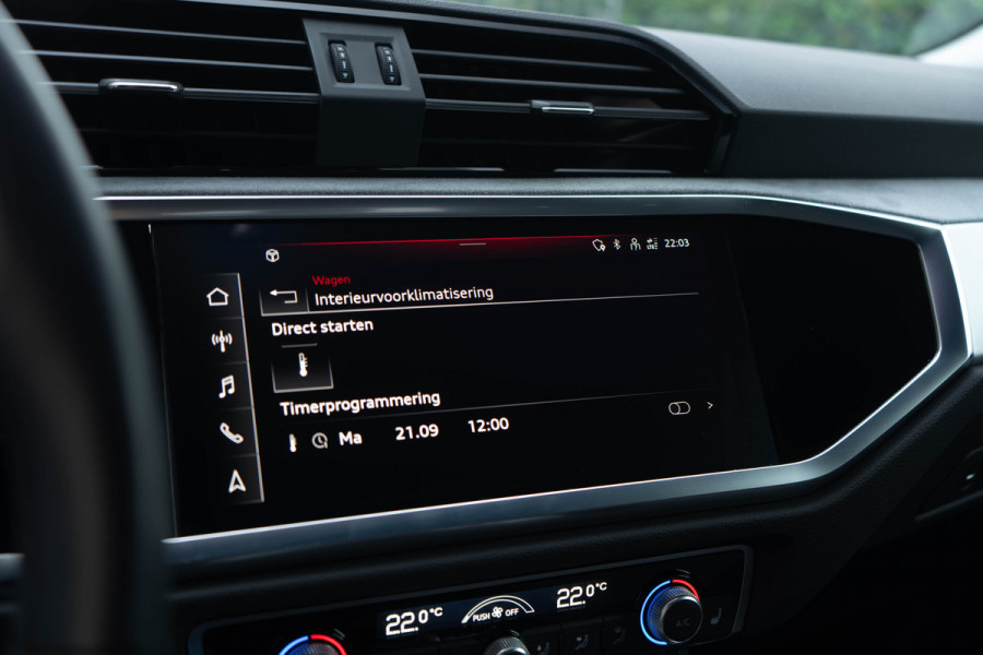 Audi Q3 Sportback 45 TFSI e / S-line/ Standkachel/ Adaptive Cruise Control/