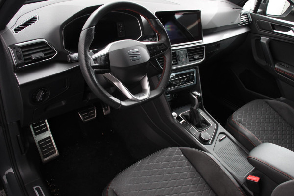 Seat Tarraco 1.5 TSI 150pk FR DSG 7p. Navigatie Apple Carplay/Android Auto Camera Parkeer sensoren Digitale Cockpit  Stoelverwarming Stoel bestuurder electrisch verstelbaar