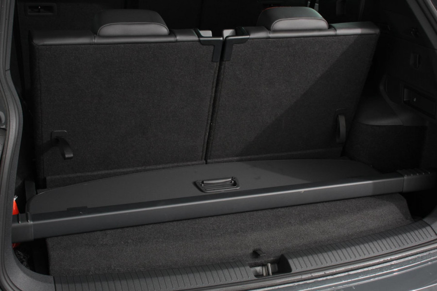 Seat Tarraco 1.5 TSI 150pk FR DSG 7p. Navigatie Apple Carplay/Android Auto Camera Parkeer sensoren Digitale Cockpit  Stoelverwarming Stoel bestuurder electrisch verstelbaar