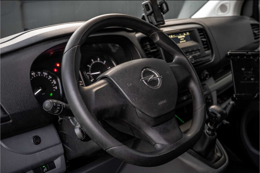 Opel Vivaro 1.5 L2H1 | Volledig ingericht | 1e Eigenaar | Cruise | PDC | Airco | 3-Zits
