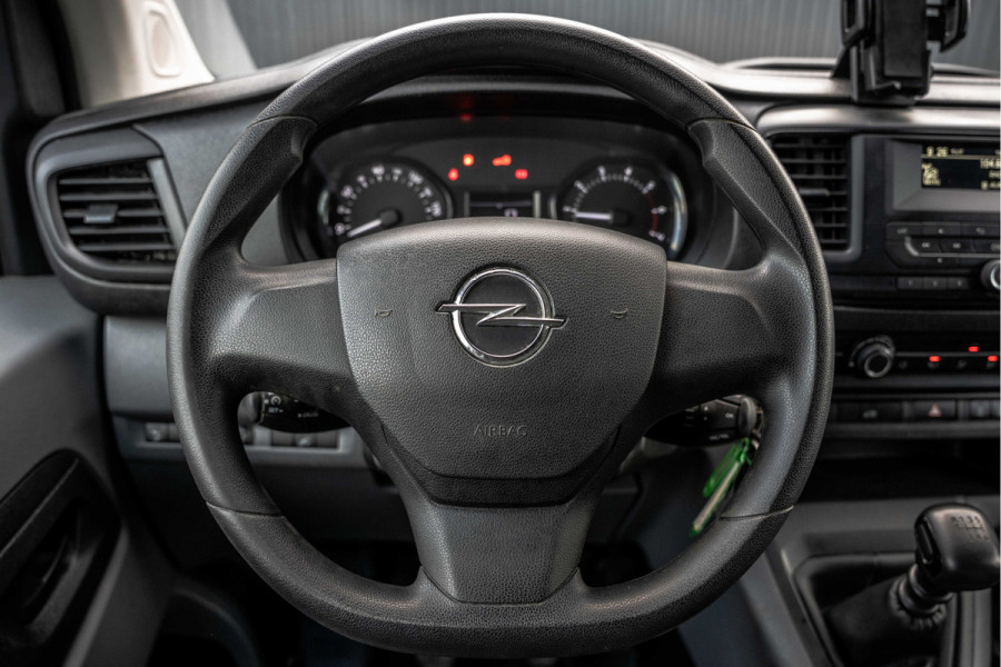 Opel Vivaro 1.5 L2H1 | Volledig ingericht | 1e Eigenaar | Cruise | PDC | Airco | 3-Zits