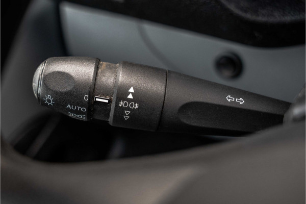 Opel Vivaro 1.5 L2H1 | Volledig ingericht | 1e Eigenaar | Cruise | PDC | Airco | 3-Zits