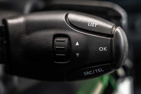 Opel Vivaro 1.5 L2H1 | Volledig ingericht | 1e Eigenaar | Cruise | PDC | Airco | 3-Zits