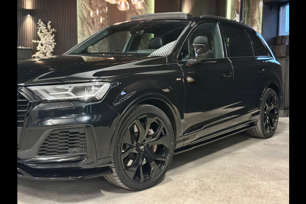 Audi Q7 55 TFSI e quattro 3X S-LINE|FULL OPTIONS