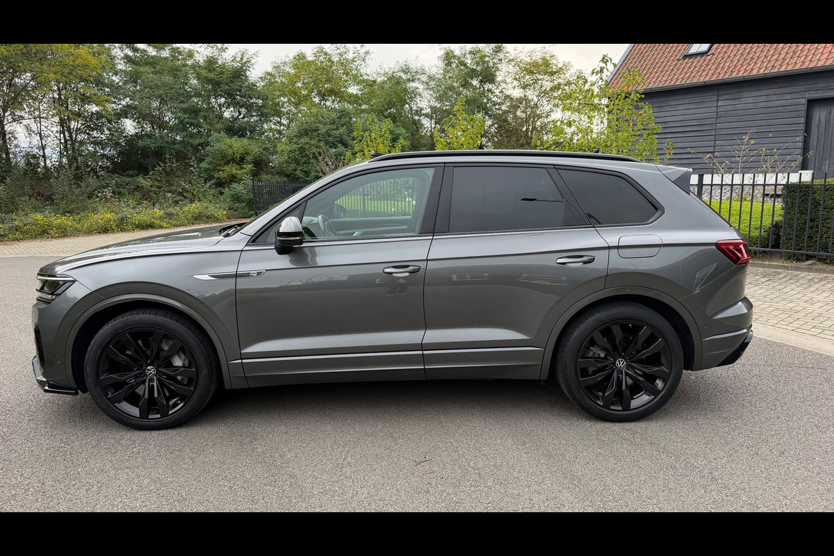 Volkswagen Touareg 3.0 TSi eHybrid Plugin 4-MOTION-R-Line Panoramadak leer Camera Electr.Trekhaak