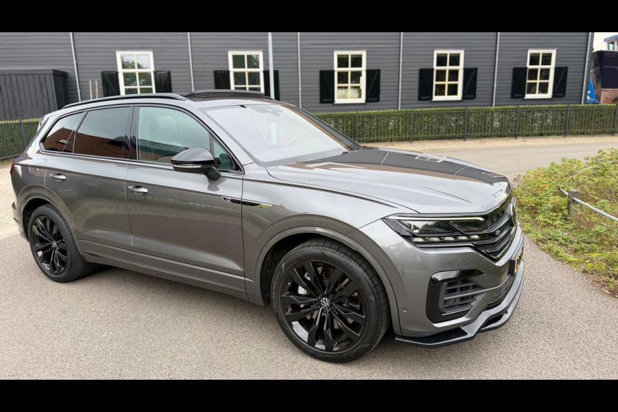 Volkswagen Touareg 3.0 TSi eHybrid Plugin 4-MOTION-R-Line Panoramadak leer Camera Electr.Trekhaak