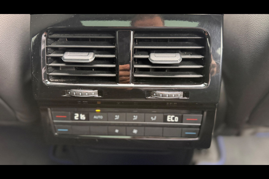 Volkswagen Touareg 3.0 TSi eHybrid Plugin 4-MOTION-R-Line Panoramadak leer Camera Electr.Trekhaak