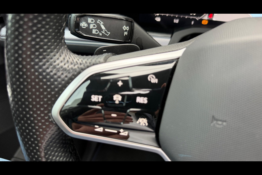 Volkswagen Touareg 3.0 TSi eHybrid Plugin 4-MOTION-R-Line Panoramadak leer Camera Electr.Trekhaak