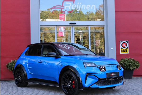 ALPINE A290 GTS 220PK 52 kWh | DEVIALET AUDIO SYSTEM | DRAADLOZE TELEFOONLADER | ELEKTRISCH VERWARMBAAR STUURWIEL | 19" LICHTMETALEN VELGEN "SNOWFLAKE" NOIR BRILLIANT | ALPINE LOGO OP ZIJSCHERMEN | BREMBO REMKLAUWEN "ROUGE RACING" | ALPINE TELEMETRICS PREMIUM | NAPPA LEDEREN BEKLEDING BLUE PROFOND/GRIS EVEE MET ALPINE STIKSELS EN LOGO | MICHELIN PILOT SPORT BANDEN | ALPINE SPORT CHASSIS | GROOTLICHT ASSISTENT | DCC | ADAPTIVE CRUISE CONTROL | PARKEERNSENSOREN VOOR ACHTER EN ZIJKANT | ACHTERUITRIJ CAMERA | HANDSFREE CARD | VERWARMBARE VOORSTOELEN | WARMTEPOMP | NAVIGATIE BY "GOOGLE