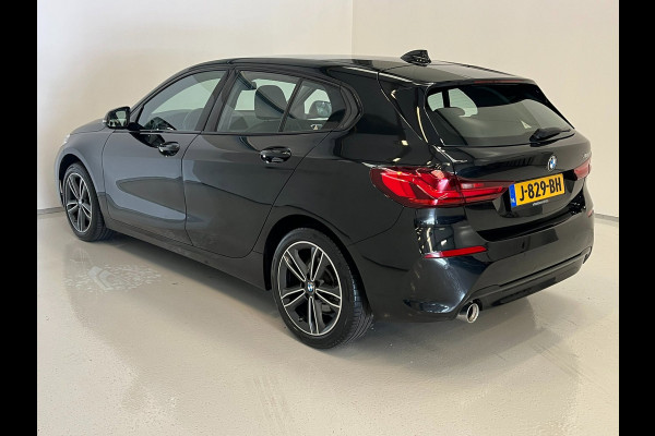 BMW 1-serie 118i Executive Edition / NL-auto / BTW / CarPlay