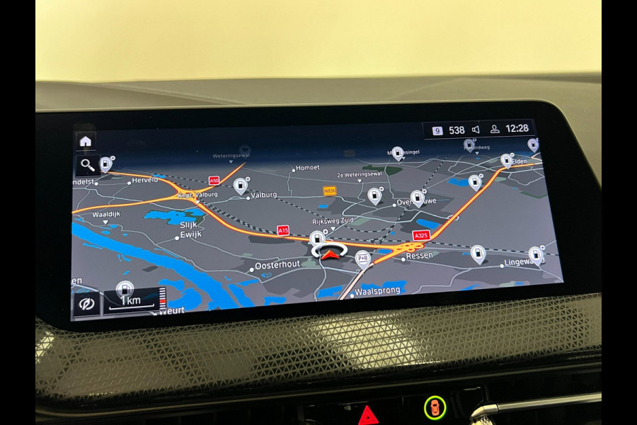 BMW 1-serie 118i Executive Edition / NL-auto / BTW / CarPlay