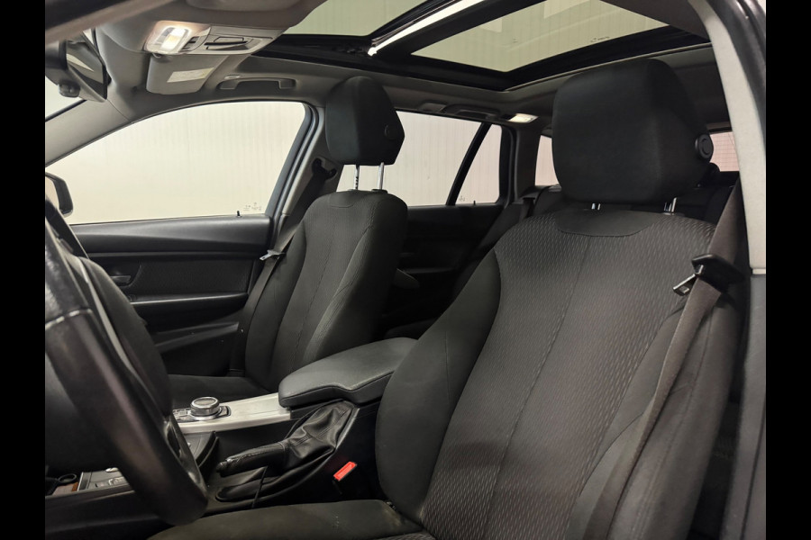BMW 3 Serie Touring 318i Luxury | SCHUIF/KANTEL | SHADOW LINE | XENON | STOELVERWAMING