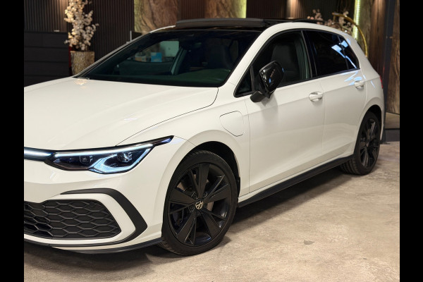 Volkswagen Golf 1.4 eHybrid GTE|PANO|BOMVOL!