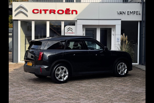 MINI Countryman E Favoured XL 66.5 kWh | 97% SOH | Pano | 360 Camera | Harman / Kardon | HUD | Elek. Achterklep