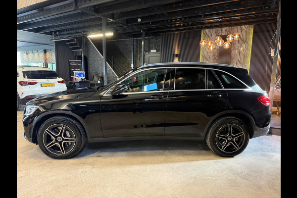 Mercedes-Benz GLC 300e 4MATIC AMG Line|Pano|Trekhaak|Camera