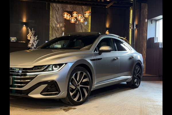 Volkswagen Arteon 1.4 TSI eHybrid R-Line Business+|PANO|FULL OPTIONS!