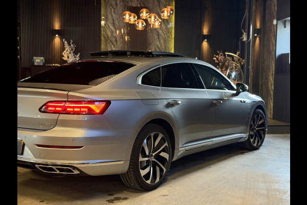 Volkswagen Arteon 1.4 TSI eHybrid R-Line Business+|PANO|FULL OPTIONS!