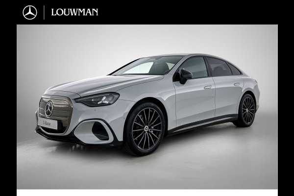 Mercedes-Benz C-Klasse 400 4MATIC Launch Edition 94 kWh | Premium pakket | Winterpakket | Rijassistentiepakket Plus | Sportstoelen pakket | Trekhaak | Panoramisch dak | Sierelementen zwart scheepsdek hout | 20" multispaaks lichtmetalen AMG velgen |