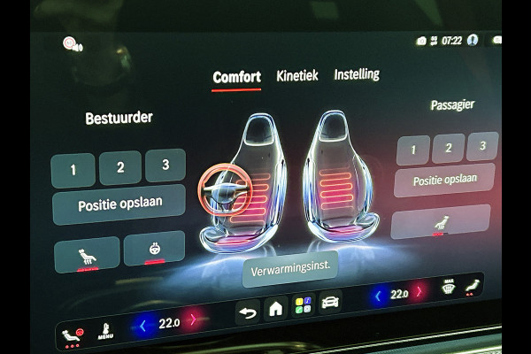 Mercedes-Benz C-Klasse 400 4MATIC Launch Edition 94 kWh | Premium pakket | Winterpakket | Rijassistentiepakket Plus | Sportstoelen pakket | Trekhaak | Panoramisch dak | Sierelementen zwart scheepsdek hout | 20" multispaaks lichtmetalen AMG velgen |