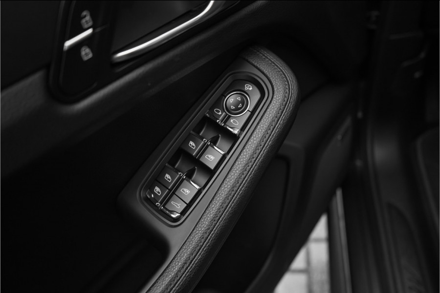 Porsche Macan 2.0 Pano Luchtvering Bose Sport Chrono 20"