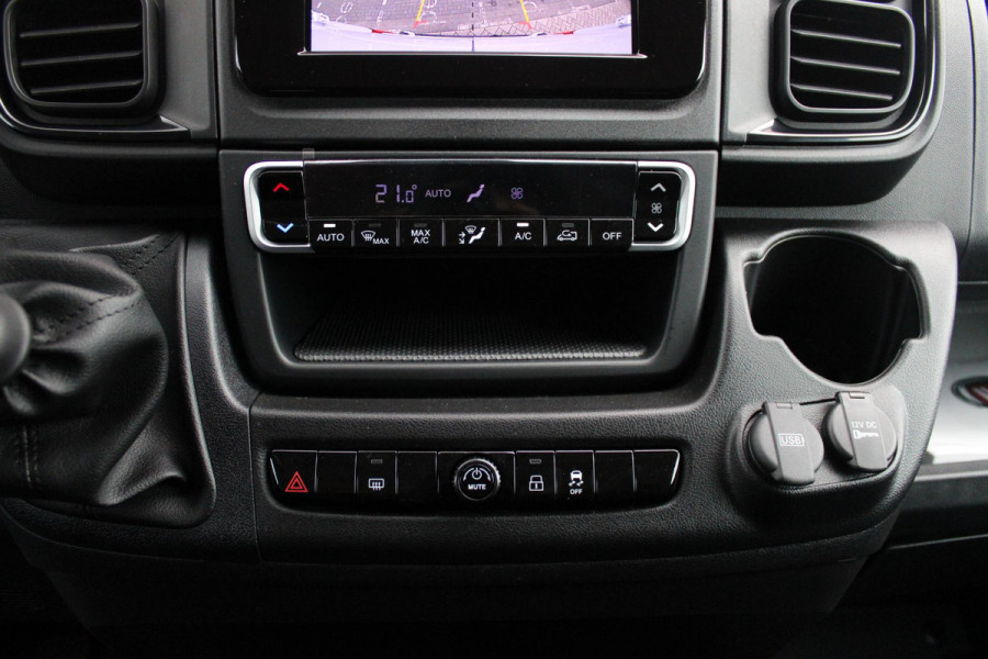 Fiat Ducato 33 2.2 MultiJet 140PK L3H2 | NIEUWE BUS! BPM VRIJ! | ACHTERUITRIJ CAMERA | APPLE CARPLAY/ANDROID AUTO | 3-ZITS | CRUISE CONTROL | CLIMATE CONTROL | DAB+ RADIO | DIGITALE COCKPIT |