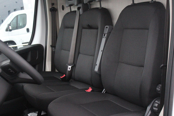 Fiat Ducato 33 2.2 MultiJet 140PK L3H2 | NIEUWE BUS! BPM VRIJ! | ACHTERUITRIJ CAMERA | APPLE CARPLAY/ANDROID AUTO | 3-ZITS | CRUISE CONTROL | CLIMATE CONTROL | DAB+ RADIO | DIGITALE COCKPIT |
