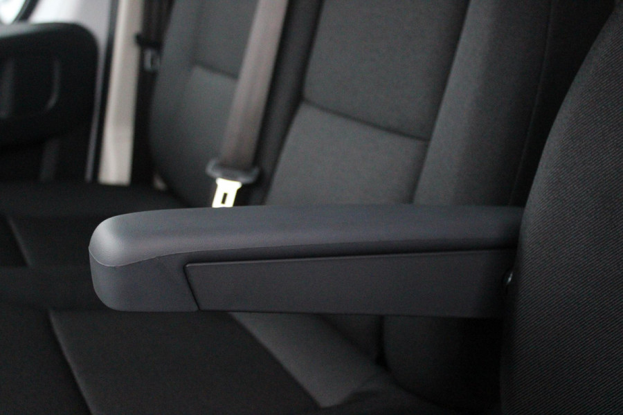 Fiat Ducato 33 2.2 MultiJet 140PK L3H2 | NIEUWE BUS! BPM VRIJ! | ACHTERUITRIJ CAMERA | APPLE CARPLAY/ANDROID AUTO | 3-ZITS | CRUISE CONTROL | CLIMATE CONTROL | DAB+ RADIO | DIGITALE COCKPIT |