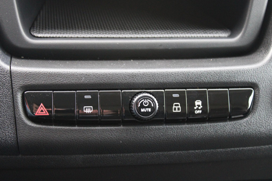 Fiat Ducato 33 2.2 MultiJet 140PK L3H2 | NIEUWE BUS! BPM VRIJ! | ACHTERUITRIJ CAMERA | APPLE CARPLAY/ANDROID AUTO | 3-ZITS | CRUISE CONTROL | CLIMATE CONTROL | DAB+ RADIO | DIGITALE COCKPIT |