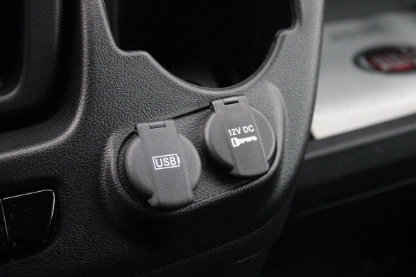 Fiat Ducato 33 2.2 MultiJet 140PK L3H2 | NIEUWE BUS! BPM VRIJ! | ACHTERUITRIJ CAMERA | APPLE CARPLAY/ANDROID AUTO | 3-ZITS | CRUISE CONTROL | CLIMATE CONTROL | DAB+ RADIO | DIGITALE COCKPIT |