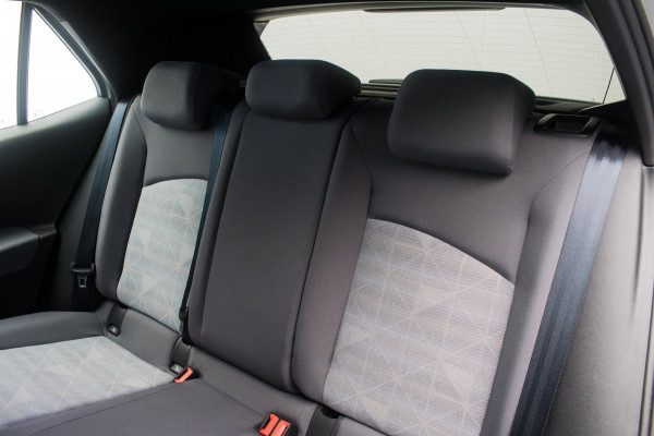 Volkswagen ID.3 Life 58 kWh 204PK SOH 94% NL-auto [ Stoel- Stuurverwarming Adaptive Cruise Control IQ-Drive Carplay ]