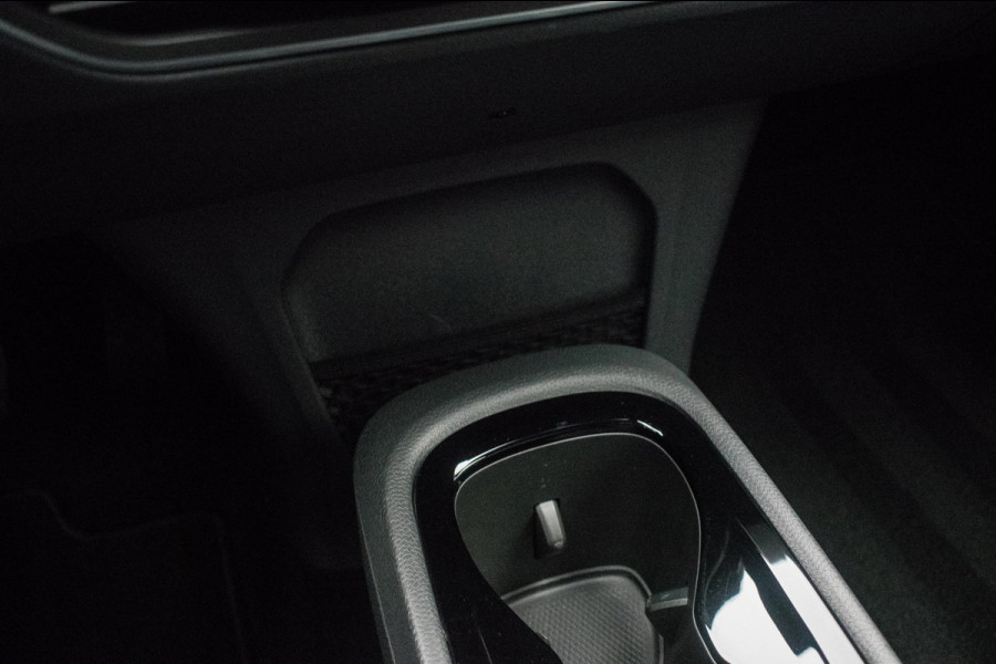 Volkswagen ID.3 Life 58 kWh 204PK SOH 94% NL-auto [ Stoel- Stuurverwarming Adaptive Cruise Control IQ-Drive Carplay ]