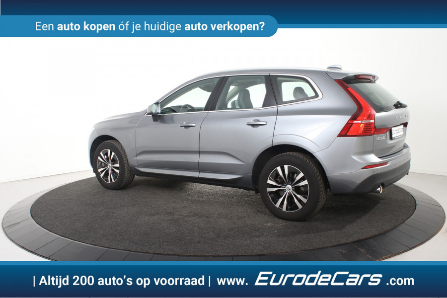 Volvo XC60 2.0 B4 Momentum *1ste Eigenaar*Leer*Panoramadak*Trekhaak*