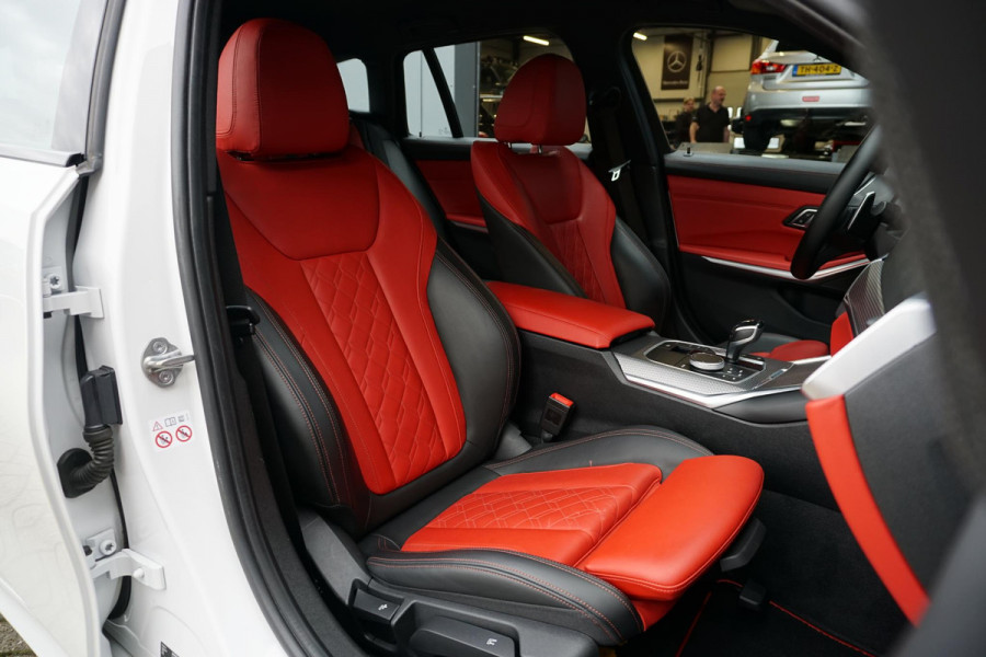 BMW 3 Serie Touring 330i High Executive Edition M + INDIVIDUAL LEDER / MINERALWEISS METALLIC / M-PERFORMANCE
