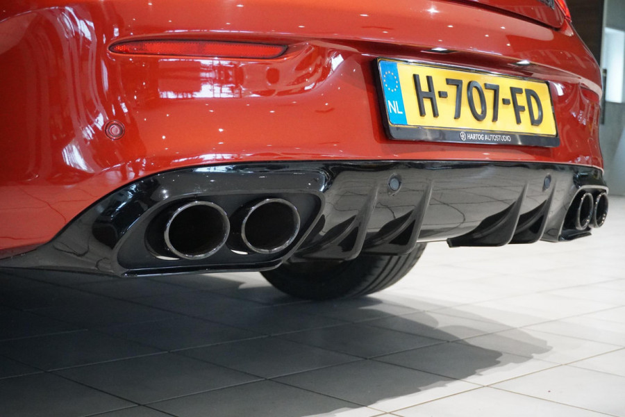 Mercedes-Benz C-Klasse Coupé 250 AMG-line 211PK + PANORAMA / CAMERA / STOELVERWARMING