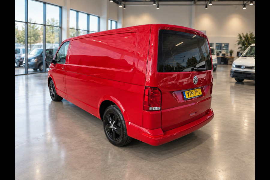 Volkswagen Transporter Automaat 2.0 TDI L2 Highline Navi Airco Achteruitrijcamera